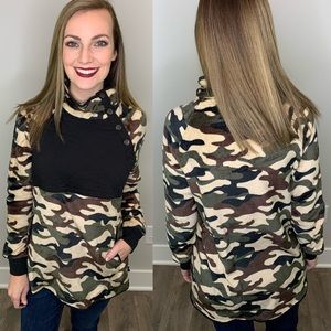 Camo Pullover
